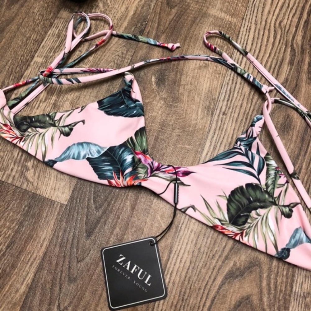 Zaful Light Pink Tropical bikini top